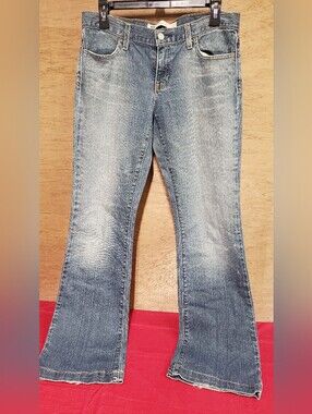 Vintage Gap Long And Lean Mid Rise Lightly Distressed Ladies Jeans 6R